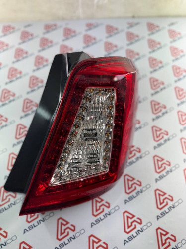 چراغ خطر عقب راست لیفان X60 قدیم وارداتی